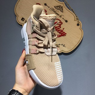 giày EQT...