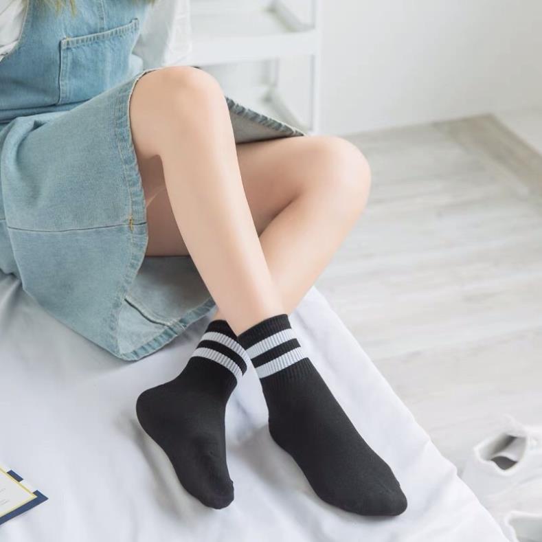 10 đôi Tất Nữ Thể Thao Trắng Đen Chất Liệu Cotton Mềm Thoáng Mát T08