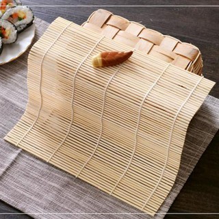 Mành tre cuộn sushi