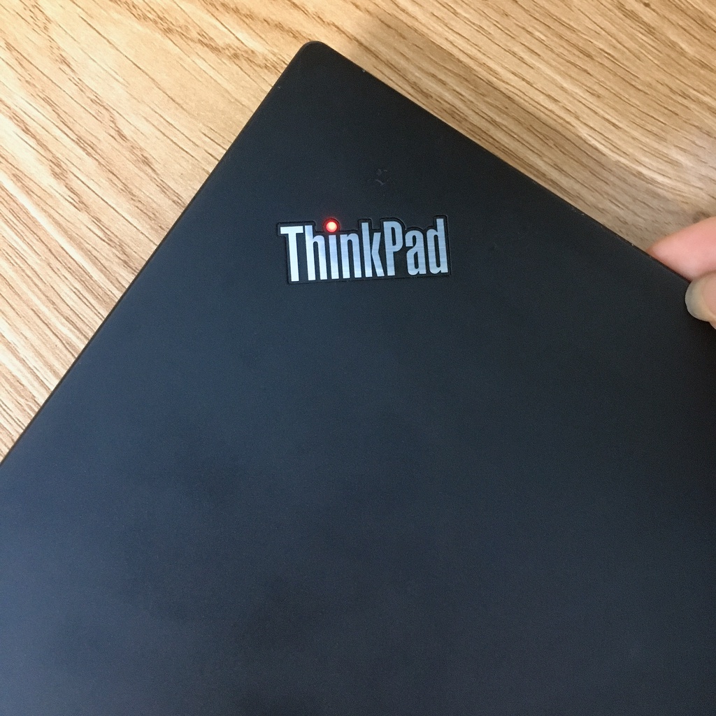 Laptop giá rẻ  thinkpad x1 carbon core i5 Màn hình 14inch Tặng sạc đi kèm khi mua máy BH 3-12 tháng