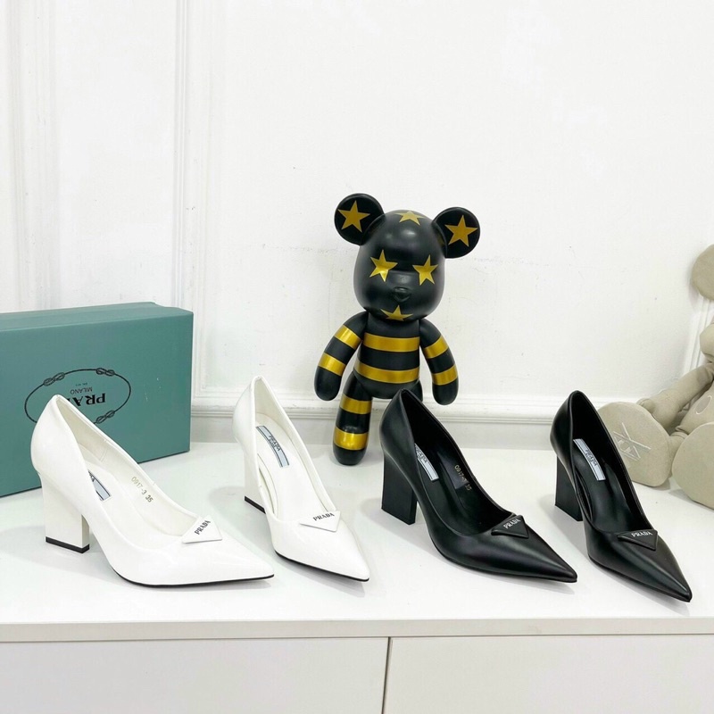 Giày cao gót prada mới