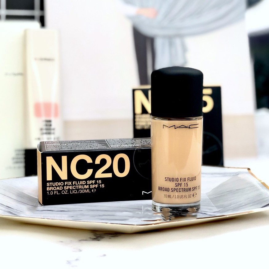 Kem nền kiềm dầu MAC Studio Fix Fluid Foundation SPF15 30ml