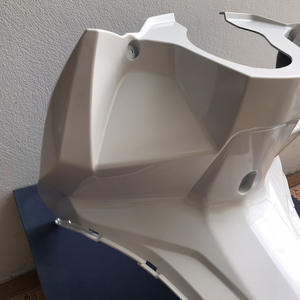Ốp ống yếm trên | Ốp ổ khóa xe Air Blade K66 ( 2015 - 2019) chính hãng Honda 64330-k66-v00zg