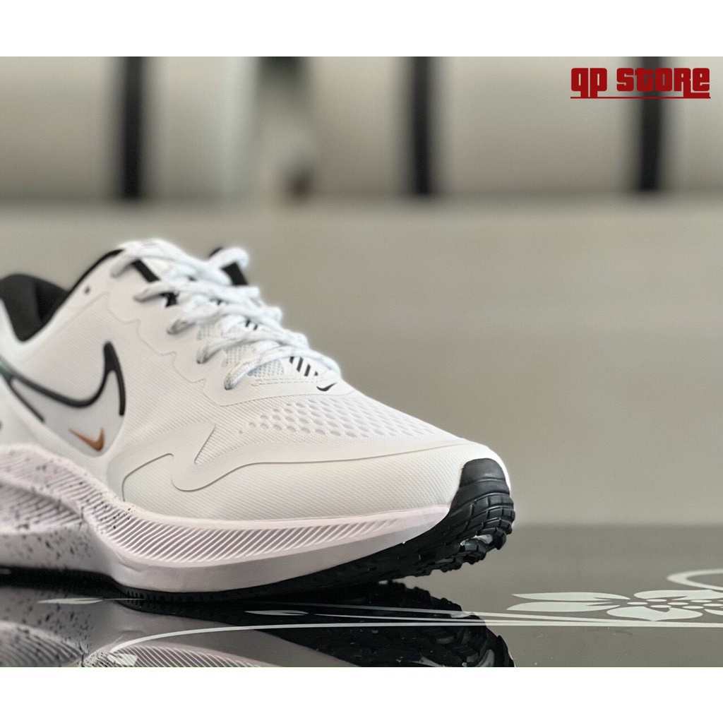 Giày Thể Thao Nike Winflo 8 Shield