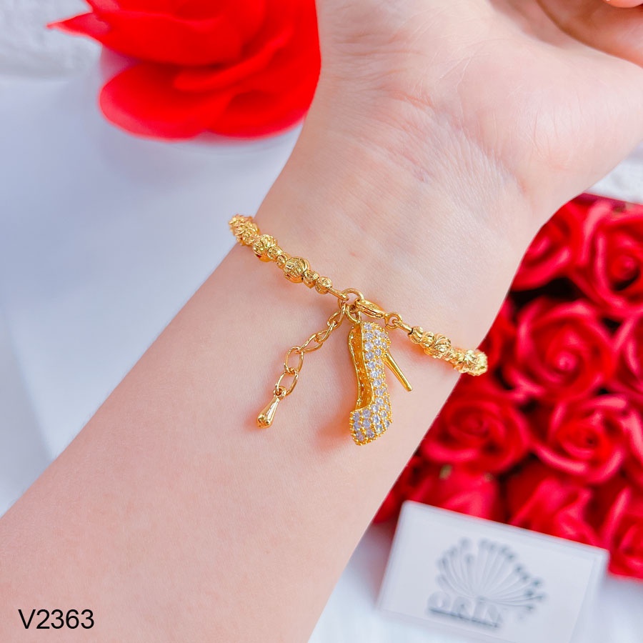 Vòng tay nữ, vòng bi đính chiếc giày thiết kế cao cấp Orin V2363