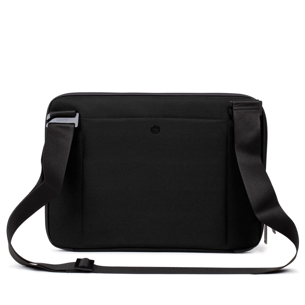 Túi đựng laptop đeo chéo LEXON size 15inch màu đen/xanh - TRACK+ LAPTOP BRIEF