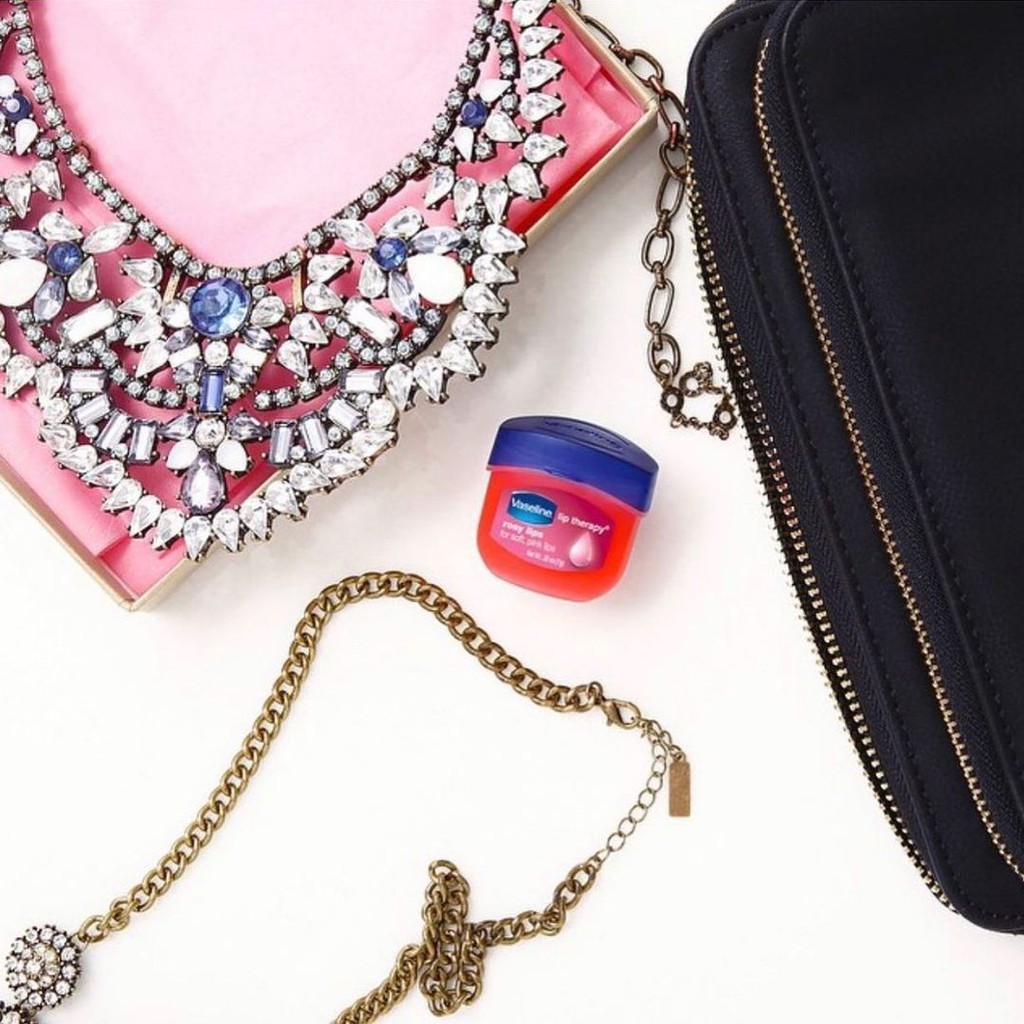 Dưỡng Môi Vaseline Lip Hồng Dạng Sáp [ mini 7g ] | BigBuy360 - bigbuy360.vn