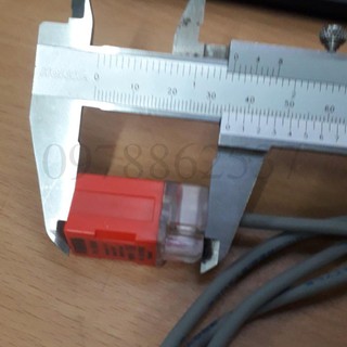 Cảm biến tiệm cận PL-05N