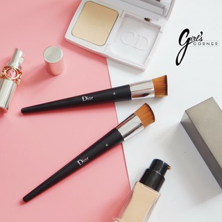 Cọ nền Dior 12