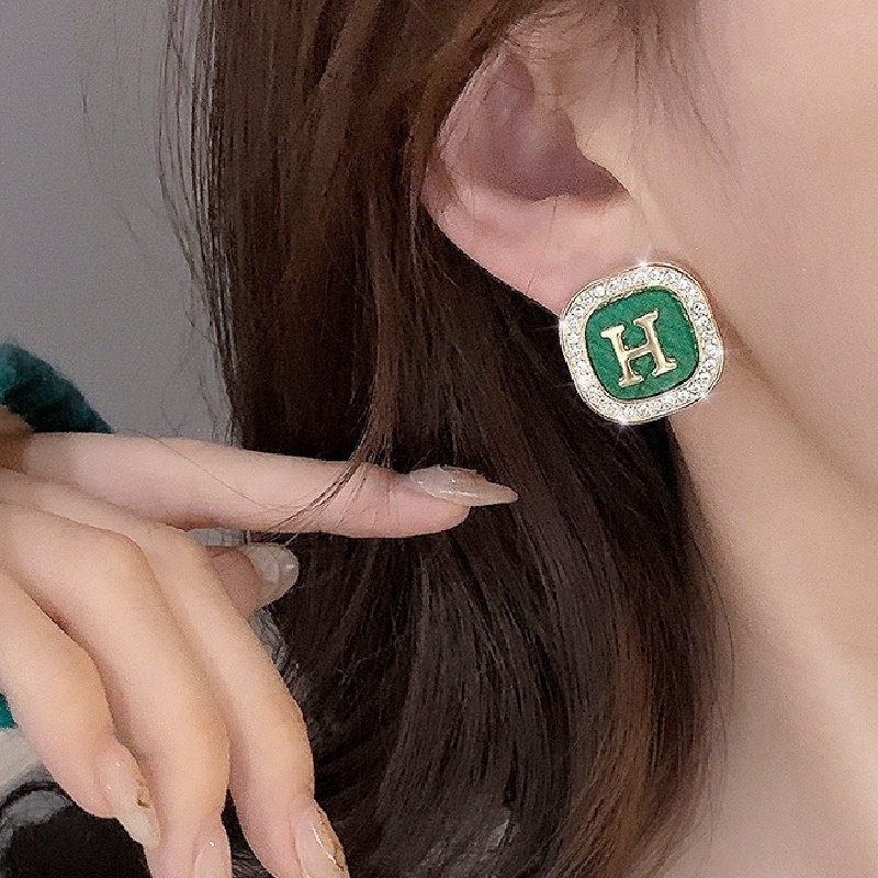 Khuyên Tai Nữ Hình Chữ H Sang Trọng