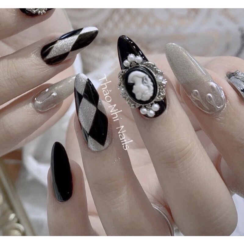 Nailbox cô gái tiểu thư