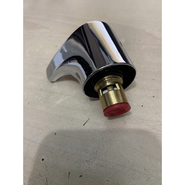 Tay Vặn Vòi Nước  - Sen xịt shop