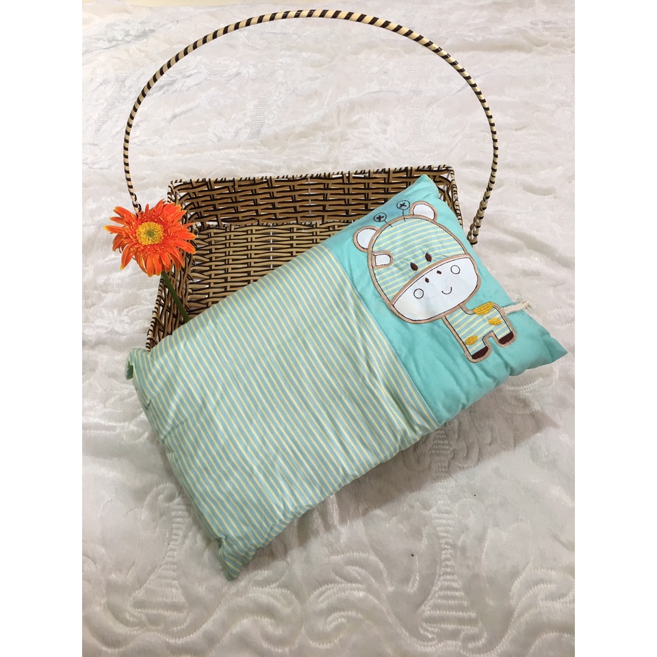 Gối đầu Massage cho bé đi học, đi lớp vải cotton hoạt hình bông trắng An Toàn 100% - Size 25cm x 40cm