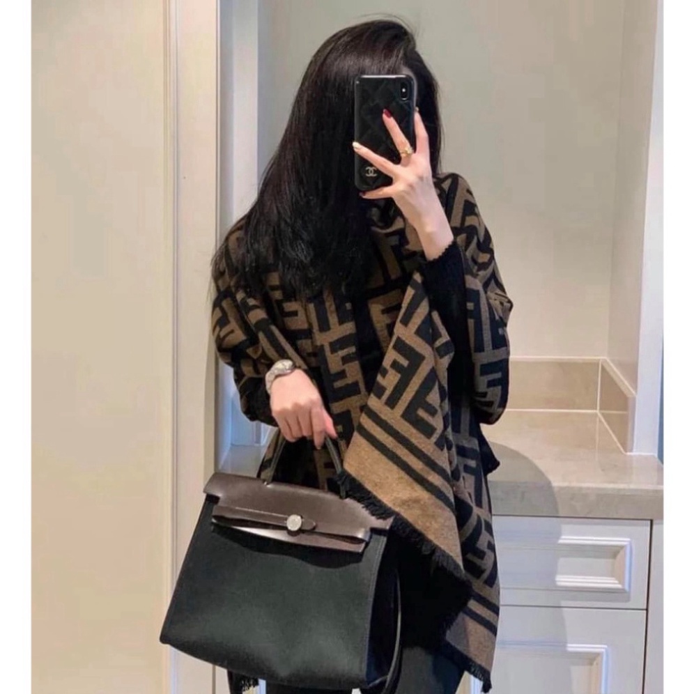 Khăn choàng Fendi chất len dạ cao cấp, size to chữ to cực sang chảnh (sỉ lẻ)