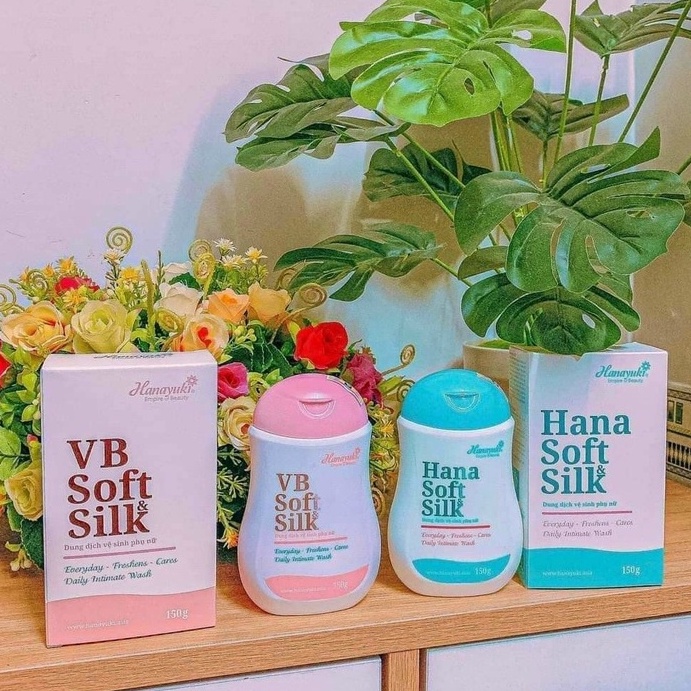 DUNG DỊCH VỆ SINH PHỤ NỮ VB HANA SOFT SILK HANAYUKI Mới ( CHÍNH HÃNG )