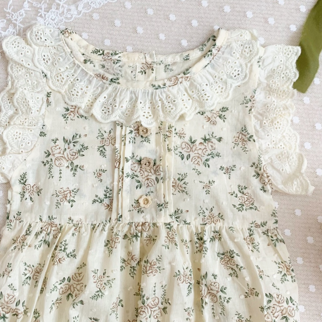 Bộ Áo Liền Quần Ngắn Tay Phối Ren Hoa Dễ Thương Cho Bé Gái Sơ Sinh
