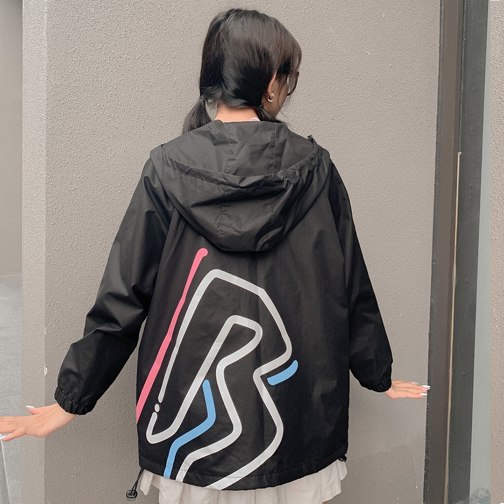 Áo khoác Jacket Đen Bernice Logo Comic vải siêu xịn, chống nước. Hàng chính hãng | BigBuy360 - bigbuy360.vn
