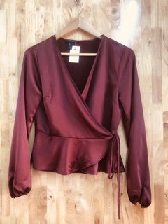 áo satin F21