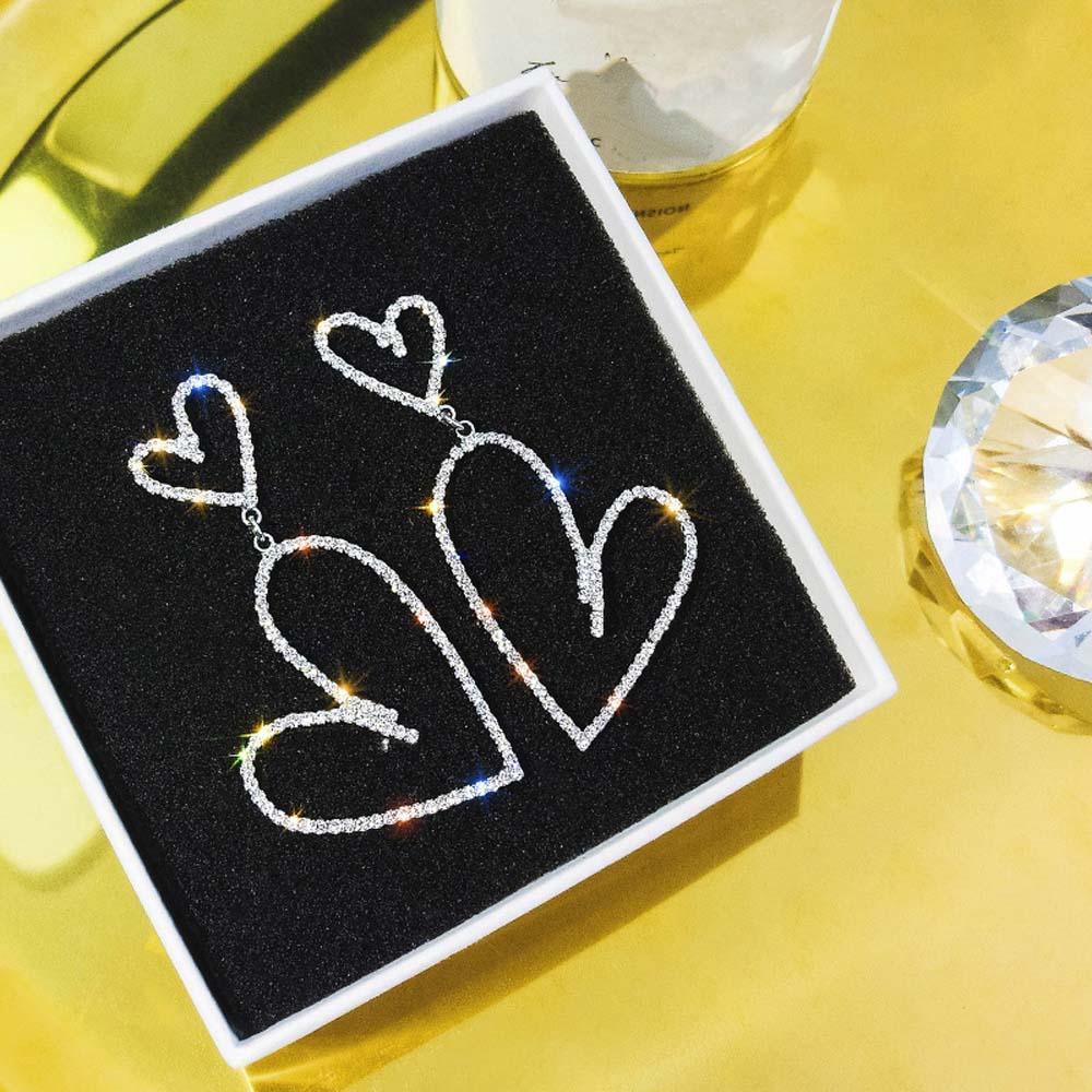 Hoa tai dạng treo cho nữ