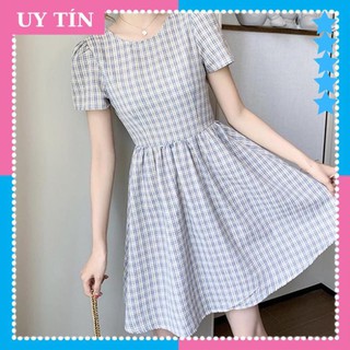 Đầm xòe caro siêu xinh