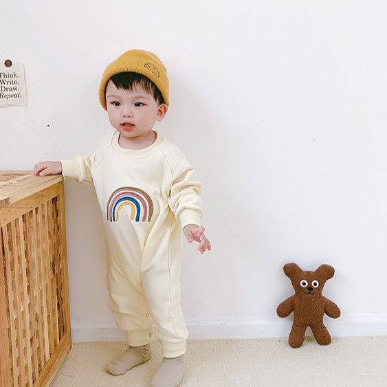 Áo liền quần họa tiết cầu vồng kiểu dáng dễ thương cho bé