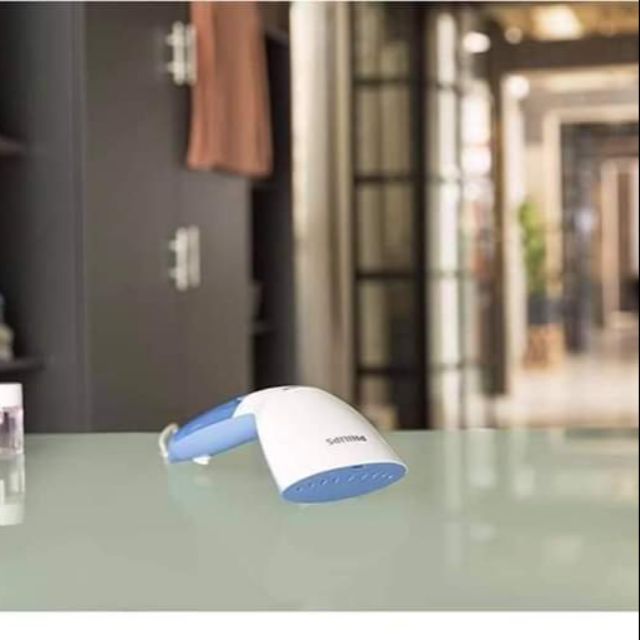 BÀN LÀ HƠI NƯỚC CẦM TAY PHILIPS GC300