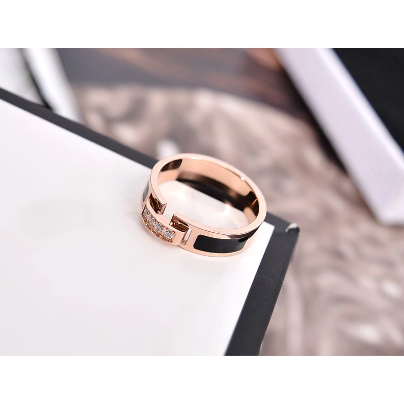 NHẪN TITAN MẠ VÀNG HỒNG ĐÍNH XOÀN THỜI TRANG HÀN QUỐC siêu đẹp - tặng hộp đựng xinh xắn