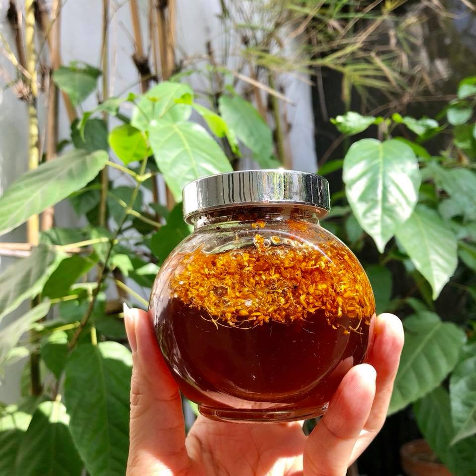 (video ) mật ong quế hoa thượng hạng thơm tóc thơm người hũ thủy tinh sang trọng