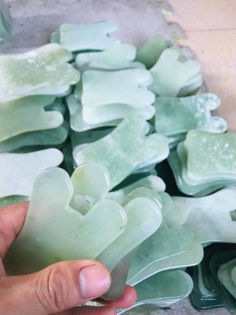 [ĐẸP KHÔNG TỲ VẾT] Ngọc cạo gió mặt, ngọc massage mặt, spa, chăm sóc mặt đông y | BigBuy360 - bigbuy360.vn