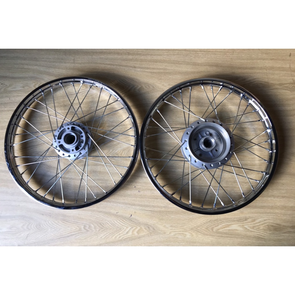 BỘ CĂM ĐÙM NIỀNG SẮT CHO TẤT CẢ XE ĐÙM ĐĨA HONDA DREAM WAVE FUTURE RSX BLADE..LÊN ZIN THEO XE KHÔNG CHẾ CHÁO