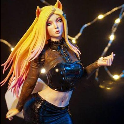 Mô Hình Ahri KDA League Of Legends Bằng Chất Liệu Nhựa Resin - Cao 16 cm