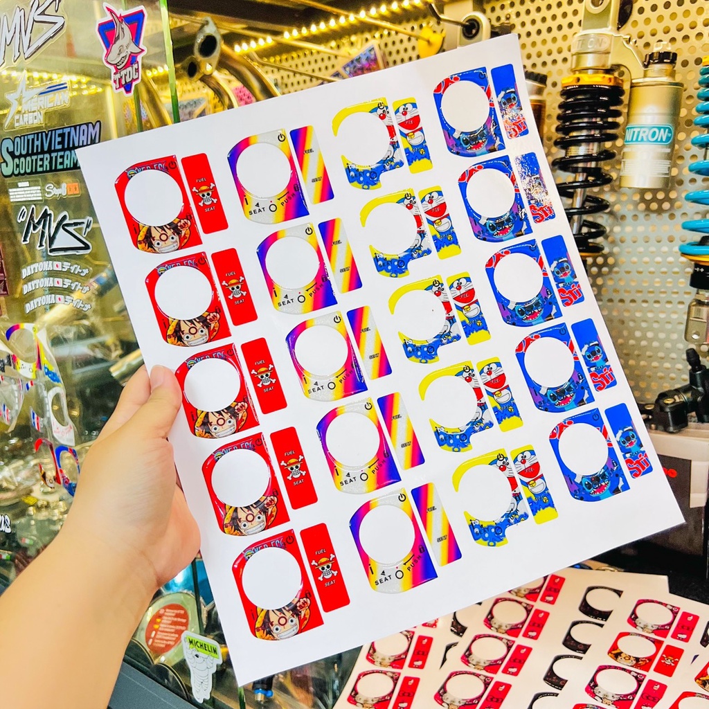 Bộ Tem Sticker Phảng Quang Nổi 3D Dán Ổ Khoá Smartkey Vario/Click/Ab160 Lead 2022  … ✌🇻🇳