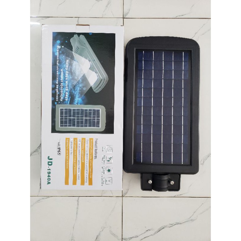 ĐÈN NĂNG LƯỢNG MẶT TRỜI CẢM ỨNG CON NGƯỜI JD-1940A 40W