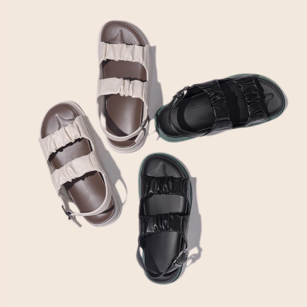 Giày Sandal Nữ Quai Ngang Khóa Cài Êm Chân giayBOM B1366 .