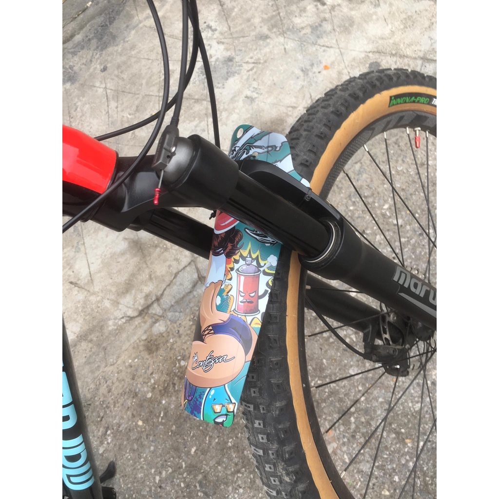 Chắn bùn thời trang  XE ĐẠP THỂ THAO hàng hãng MEROCA