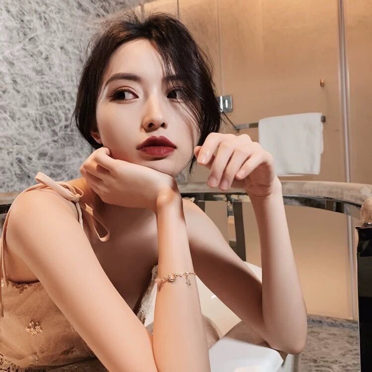 Vòng tay họa tiết ngôi sao mặt trăng phong cách Hàn Quốc dành cho nữ