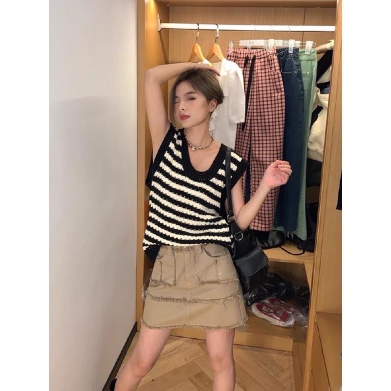 Áo len 3 lỗ montoghi có 4 màu hot hit