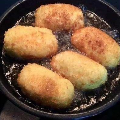 SỈ 5 KHAY Xôi gà nấm - Gà bó xôi mini chiên phồng (hộp 10 bánh)