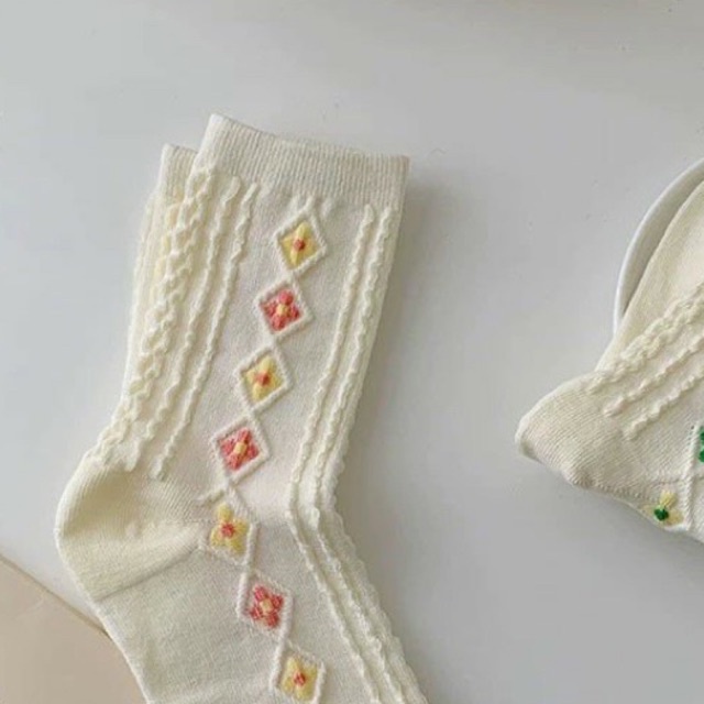 Set 03 tất len thêu ullzang xinh xắn