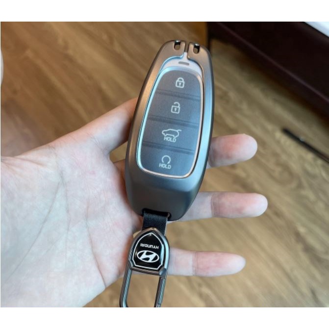 Ốp chìa khóa hyundai santafe, tucson 2023 - 2022, bọc chìa khóa chất liệu metal không han gỉ, chống va đập rơi vỡ