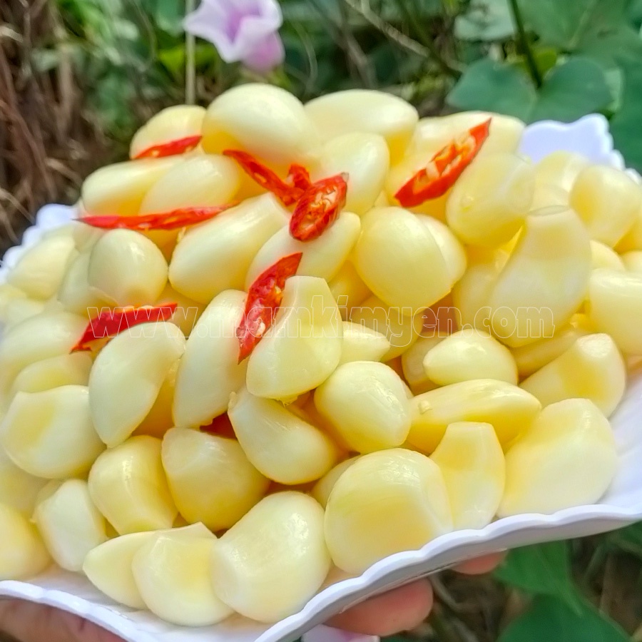 500gr Tỏi Ngâm Chua Ngọt Sản Phẩm Truyền Thống Hiệu Ông Bà 5 Châu Đốc