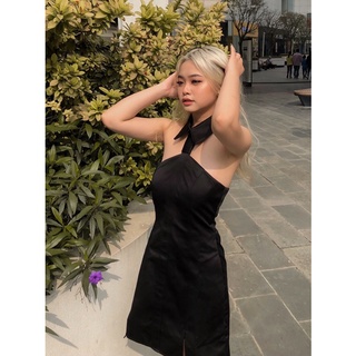 đầm cổ sơ mi body Canary