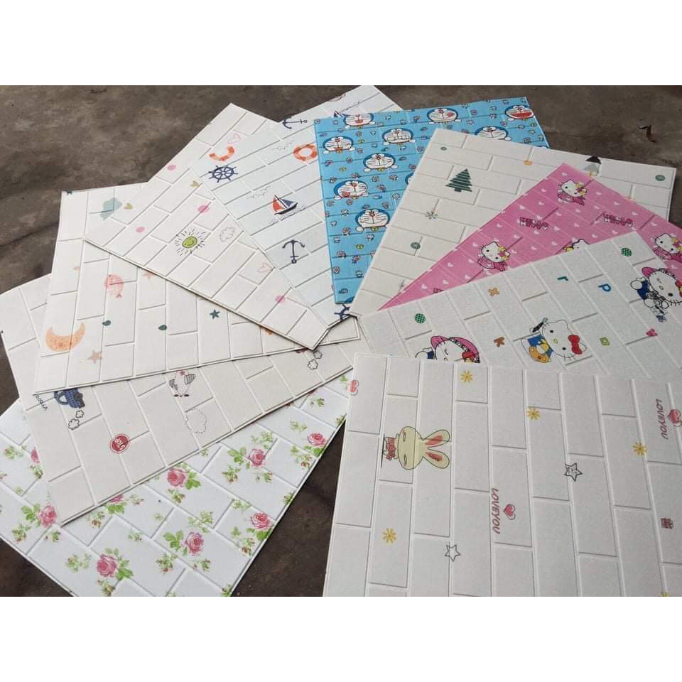 Xốp Dán Tường 3d Hoạt Hình Trẻ Em, Họa Tiết Mây Trời, Doremon,HelokittyƯU ĐÃI ĐẶC BIỆT- LOẠI 1, KT 70X77CM, CÓ SẴN KEO