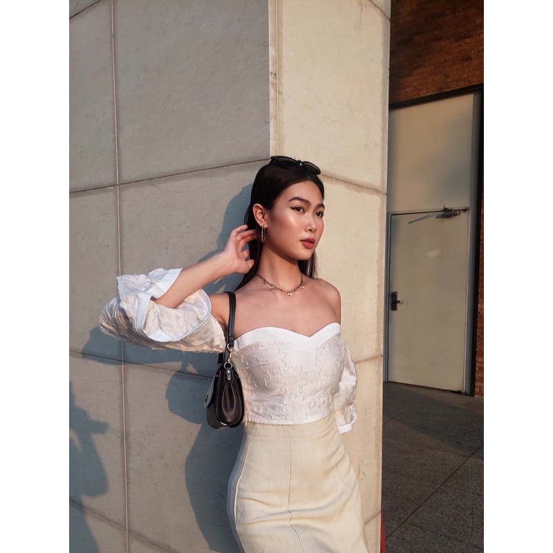 Áo croptop trễ vai  Cindy Top RÊVER