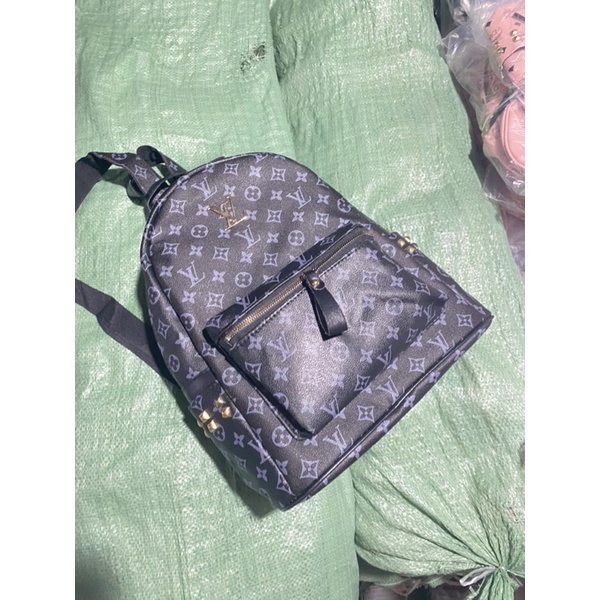 balo đinh thời trang nam nữ màu xanh size 32x40x13cm