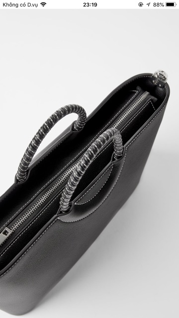 Túi Zara auth , new giá vợt sale 550k, có sẵn
