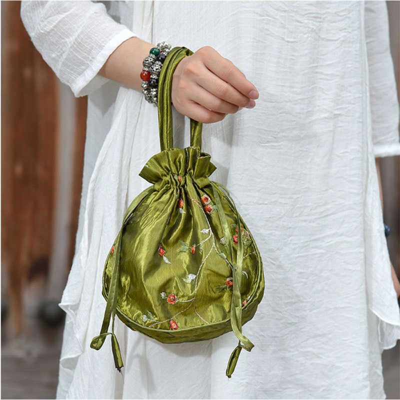Túi Xách Nữ Thêu Hoa Thời Trang Vintage