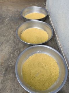 Tinh bột nghệ nguyên chất nhà làm
