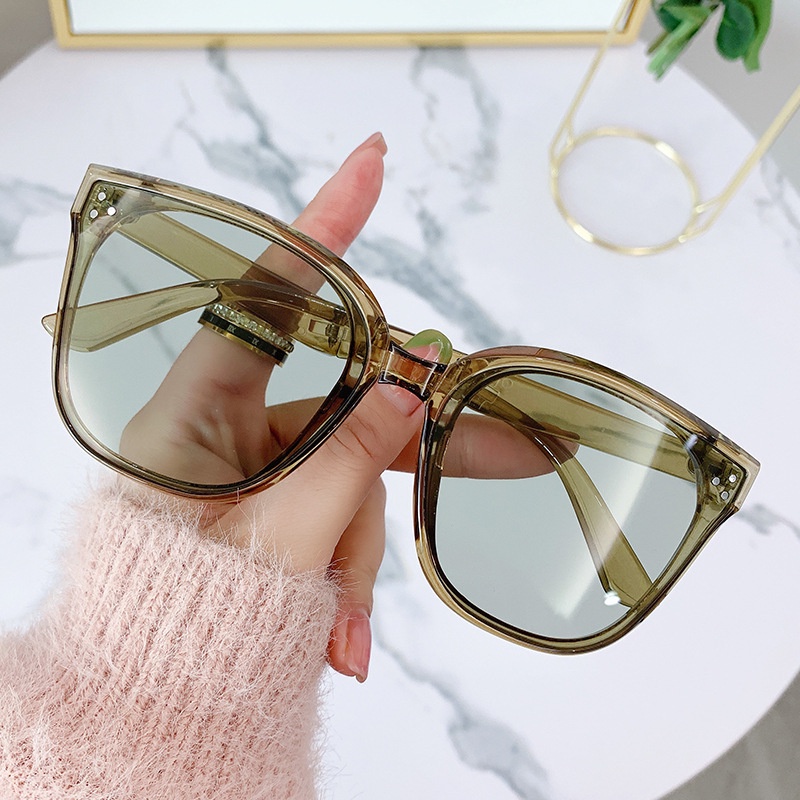 Kính Mát Chống Tia UV Thời Trang Nam Nữ