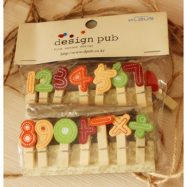 SET 14 Cái Kẹp Gỗ Sơn Design Pub hình Số (Tặng dây cói)